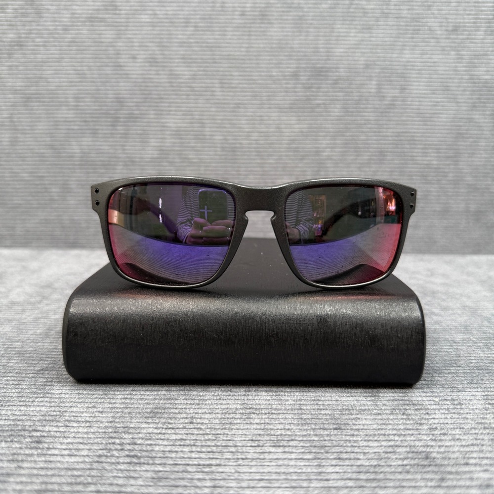 Oakley Black Frame Sunglasses with Purple-Red Mirrored Lenses
